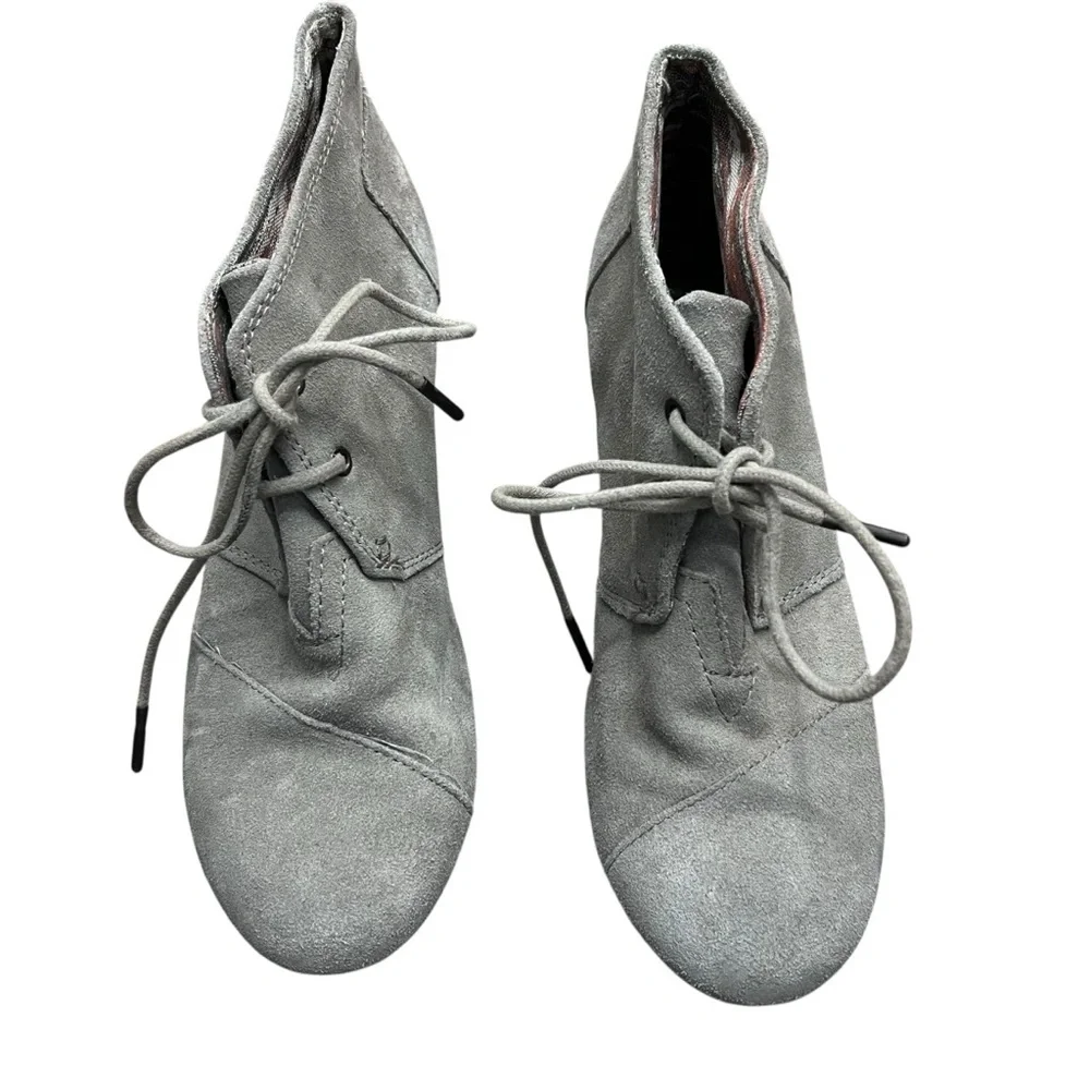 Toms Light Gray Suede Wedge Boots Aztec inside Size 7.5